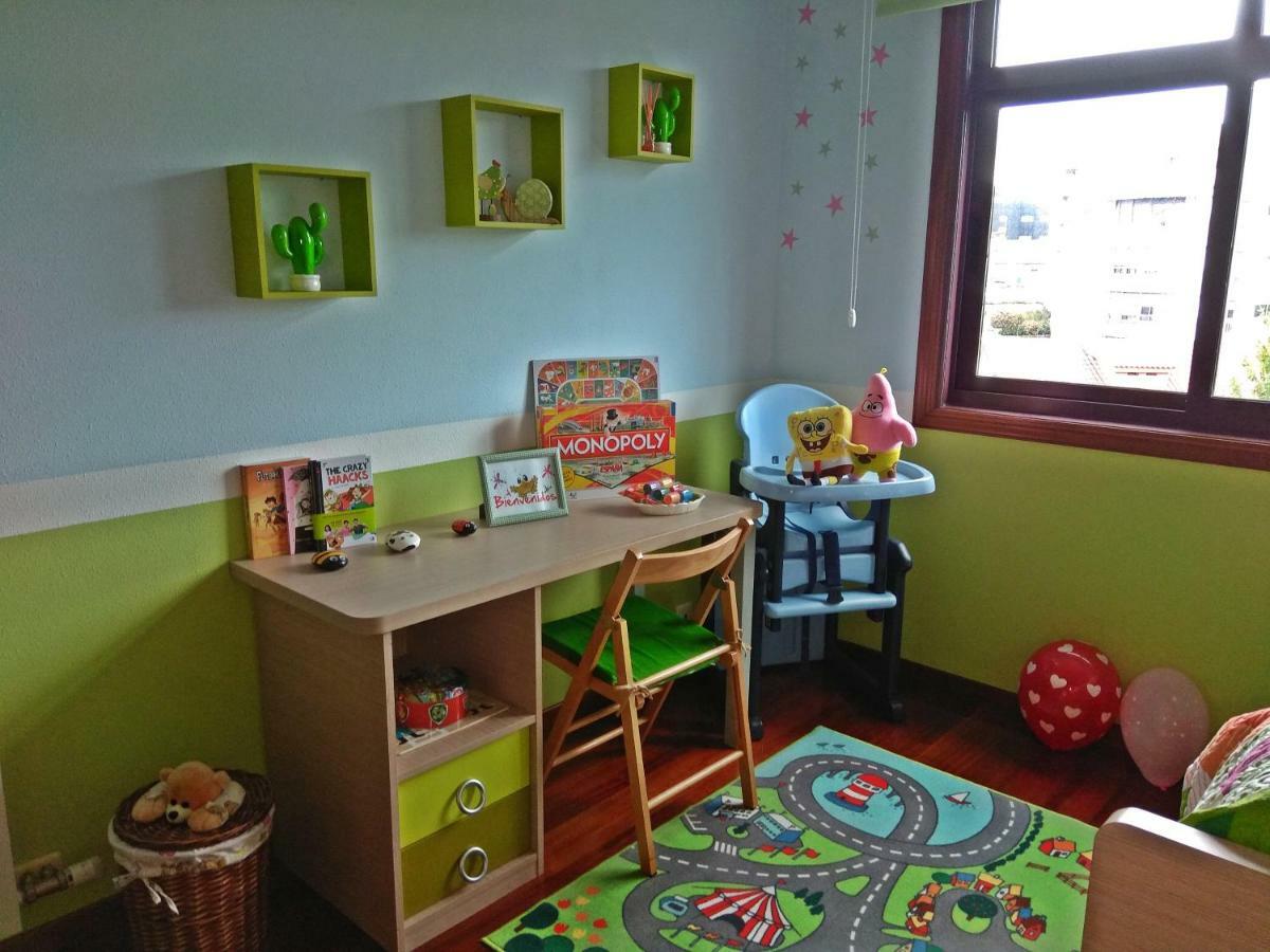 Apartamento Plaza Perillana Понтеареас Екстериор снимка